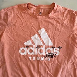Adidas women’s small T-shirt -peach color